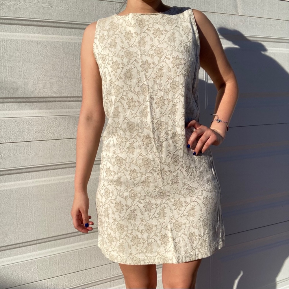 *Closet clear out LAST CHANCE* Nomadic Traders Tan Floral Minidress